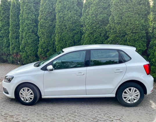 Volkswagen Polo cena 34500 przebieg: 68000, rok produkcji 2015 z Warszawa małe 92